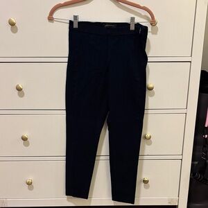 Banana Republic Devon Pants in 2 petite - Navy